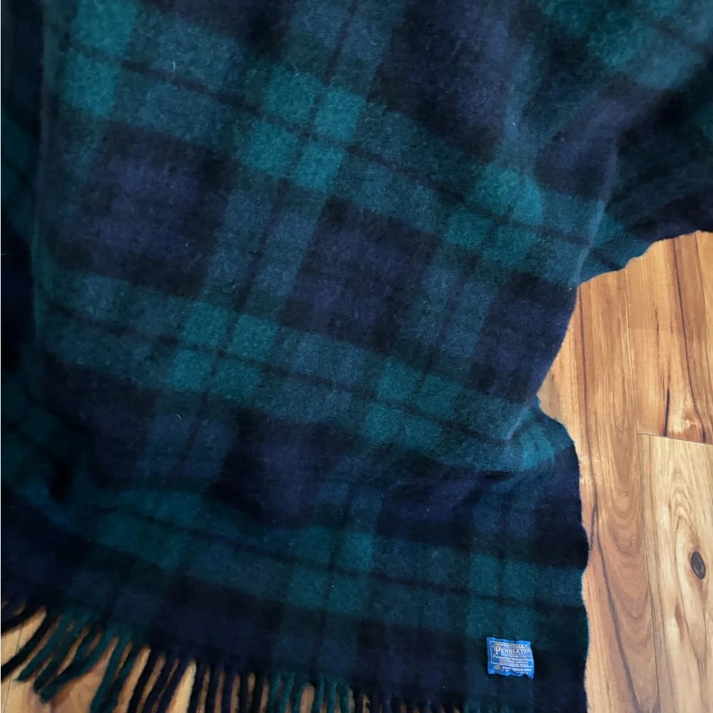 Pendleton 100% Virgin Wool Throw